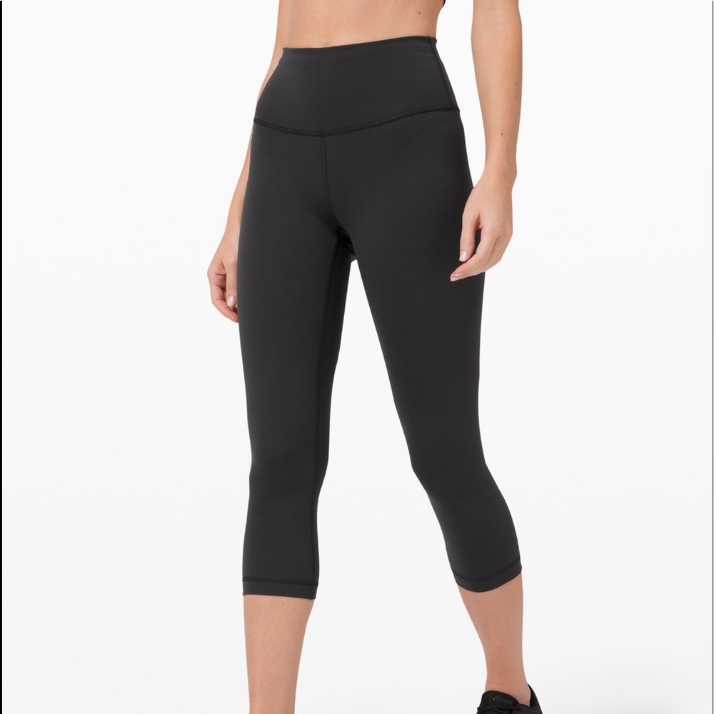 Lululemon Wunder Under Crop